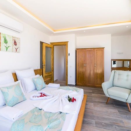 Villa 5 Sleeps 6 Isolated Pool See And Montain View-Villa Kartal Yuvasi Uzumlu  Exterior photo