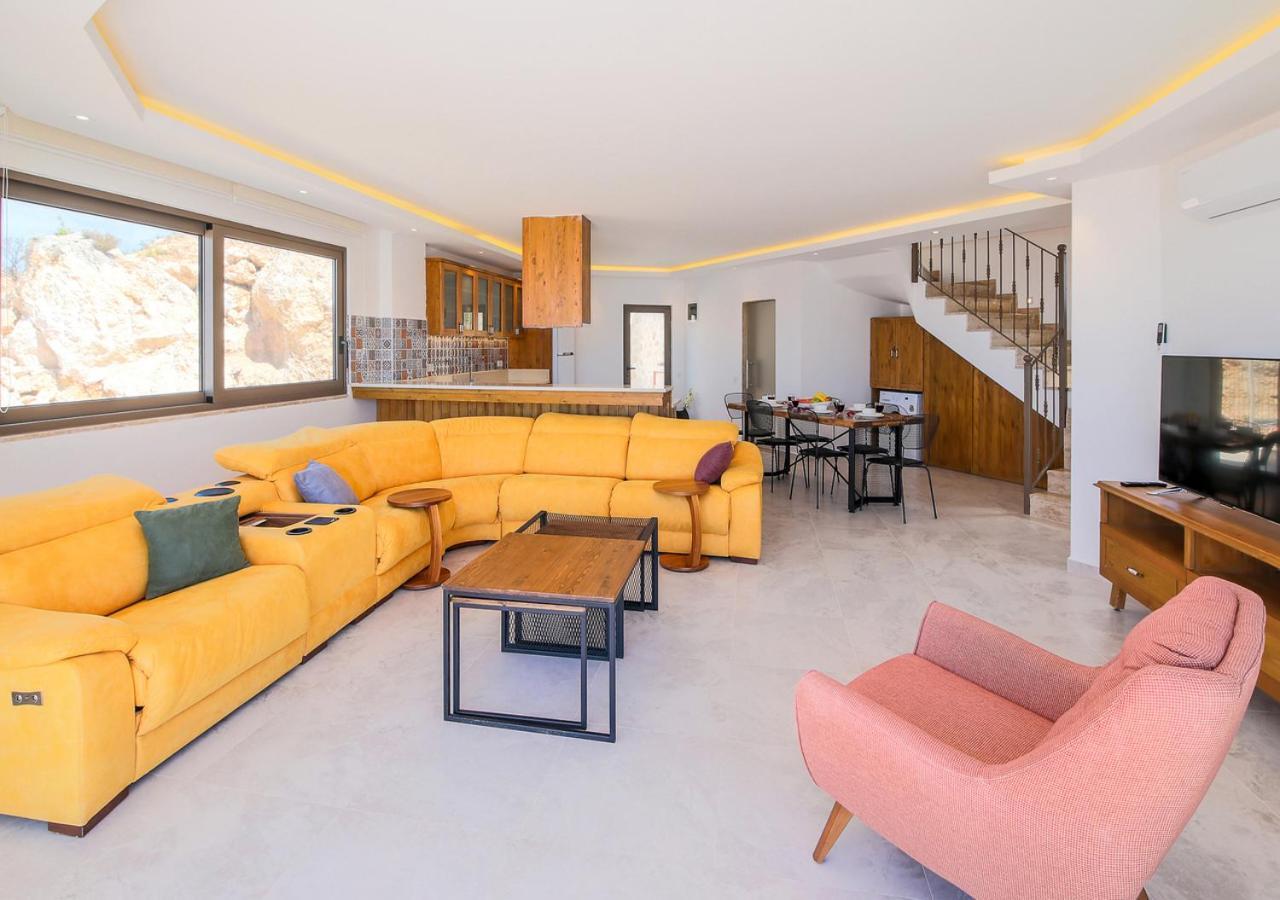 Villa 5 Sleeps 6 Isolated Pool See And Montain View-Villa Kartal Yuvasi Uzumlu  Exterior photo
