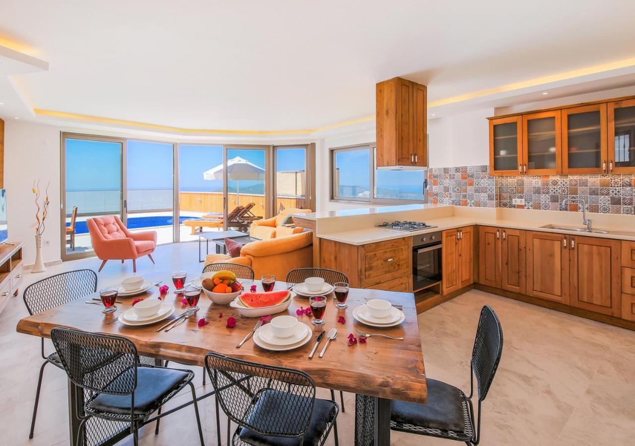 Villa 5 Sleeps 6 Isolated Pool See And Montain View-Villa Kartal Yuvasi Uzumlu  Exterior photo