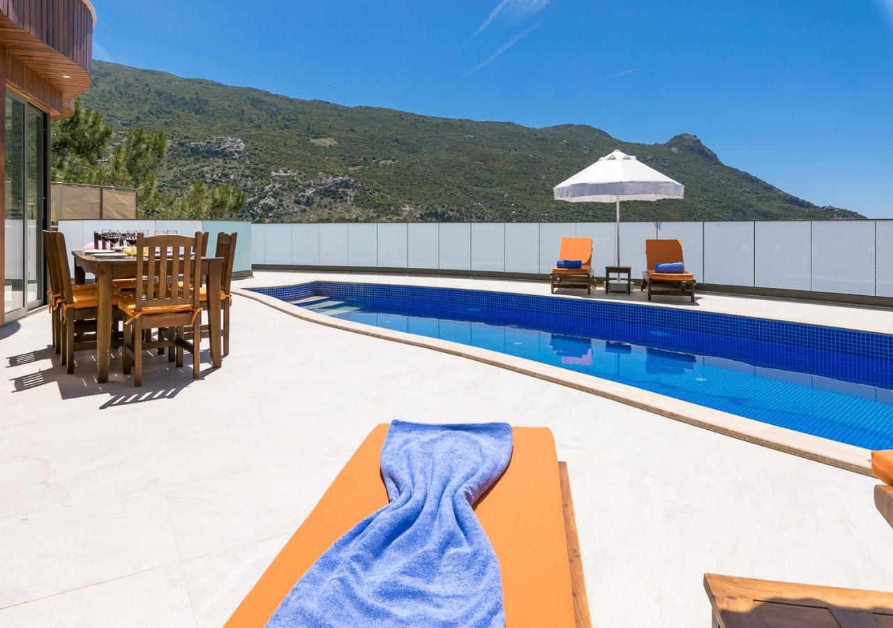 Villa 5 Sleeps 6 Isolated Pool See And Montain View-Villa Kartal Yuvasi Uzumlu  Exterior photo